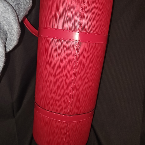 Louis Vuitton Red Epi Solferino 45 - Picture 6 of 12